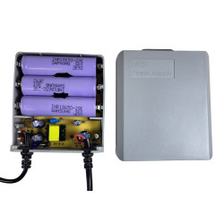 Strömförsörjning med Li-Ion batteri 12V 1.5A 2900mAh UPS för IP-kameror routrar inspelare och larmsystem ACTii AC5294