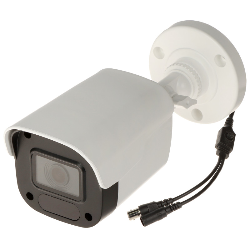 Câmera Híbrida 4em1 2Mpx 5Mpx Externa IP66 Lente 2.8mm Grande Angular Infravermelho IR 20m OSD D-WDR Full HD APTI APTI-H50PC21-2