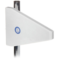 Логаритмична насочена антена за мобилна комуникация GSM DCS UMTS HSDPA LTE Усилване 9dBi Кабел 5м SMA конектор Външна Trans-Data
