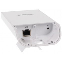 Utendørs tilgangspunkt 2.4GHz MIMO 8dBi antenne WiFi Bridge Access Point WDS AirOS PoE UBIQUITI LOCO-M2