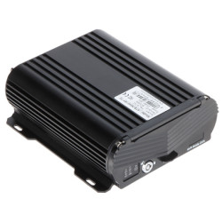 Мабільны 4-канальны IP PoE M12 GPS Wi-Fi 4G LTE рэгістратар для транспартных сродкаў аўтобусаў і грузавікоў CMSV6 1080p Full HD 