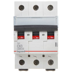 เซอร์กิตเบรกเกอร์ 3 เฟส 63A รุ่น C สวิตช์ตัดตอนอัตโนมัติ S303 สำหรับราง DIN TS-35 LEGRAND LE-403551