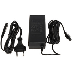 Industriële PoE switch 5-poorts 4xPoE+ 10/100/1000 Mbps Teltonika TSW100