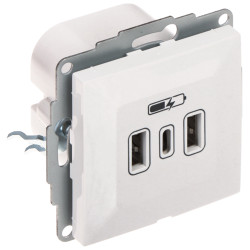 Triplu USB-A USB-C priză de încărcare încastrată 3.4A Alb IP20 Încărcare rapidă Smartphone Tabletă Elektro-Plast Nasielsk SANTRA