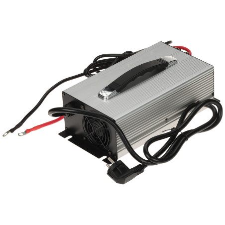 LiFePO4 Lithium-Eisenphosphat-Batterieladegerät 25,6V 50A EUROPOWER CHLFP/24/50
